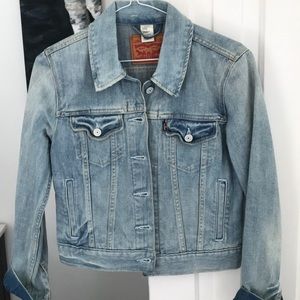 Levi’s denim jacket